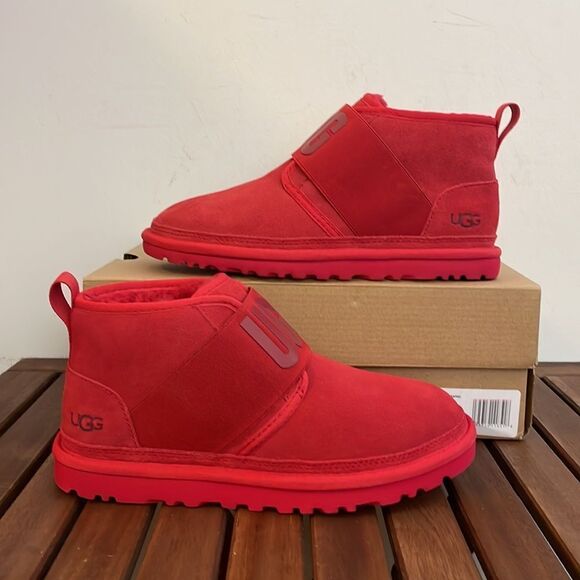 UGG Neumel II Graphic Boots Red Women Size 7 - Picture 4 of 15